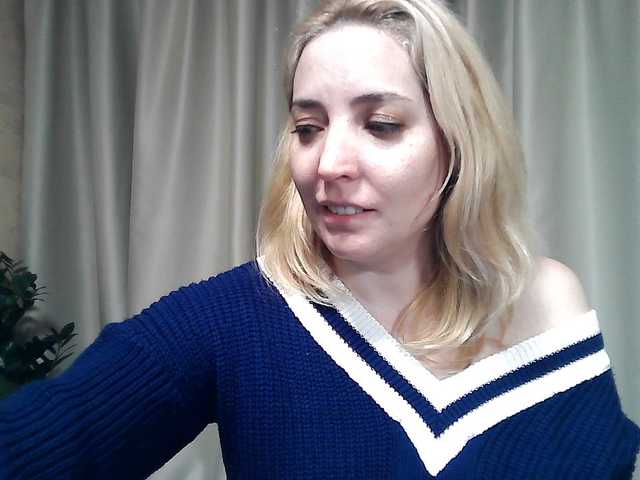 mariska-kiska's BongaCams show and profile