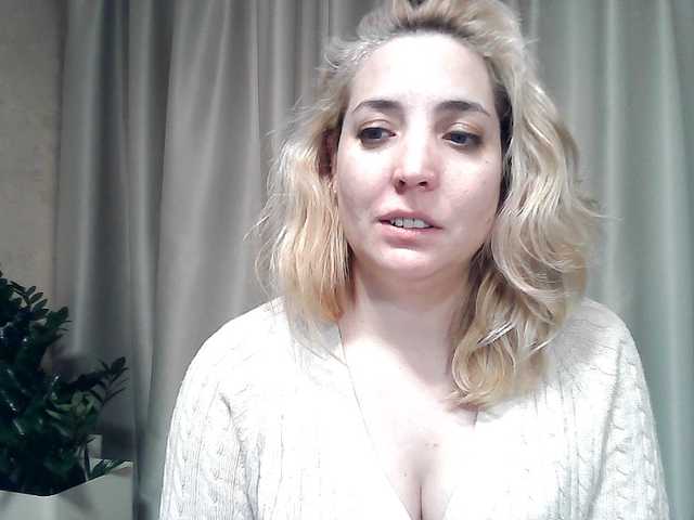 mariska-kiska cam belle