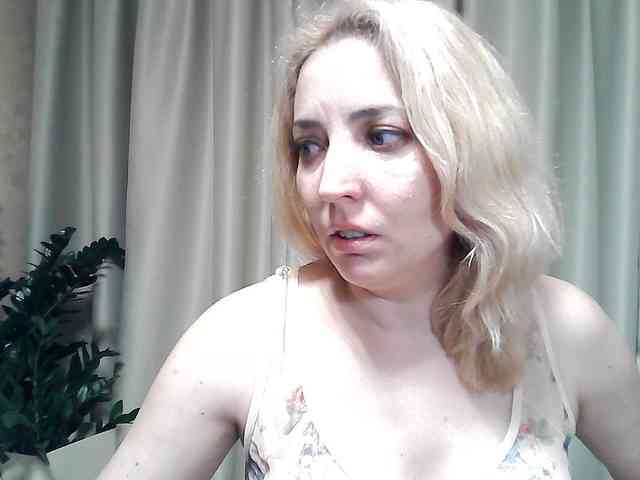striptease web cam Mariska-kiska