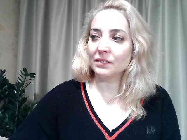 mariska-kiska mariska-kiska