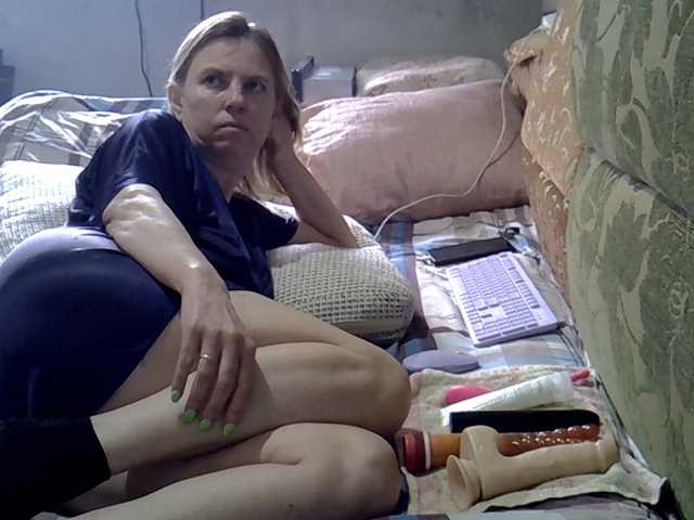 ptichka38's BongaCams show and profile