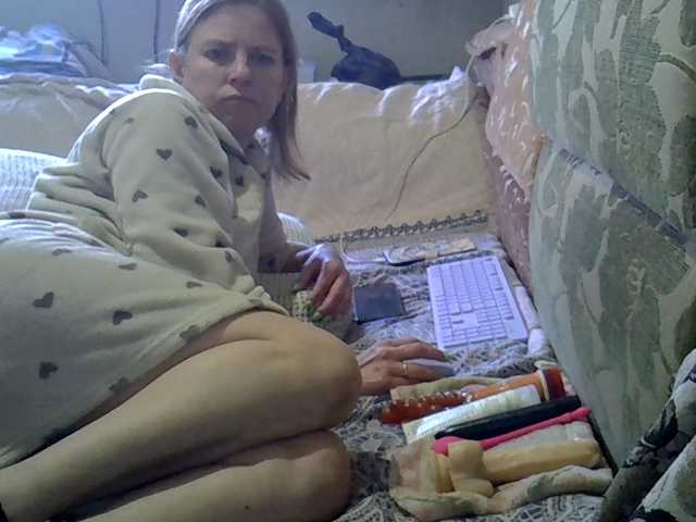 ptichka38's BongaCams show and profile