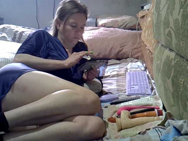 ptichka38's BongaCams show and profile