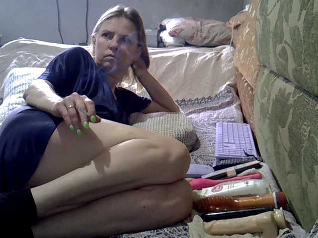 ptichka38's BongaCams show and profile