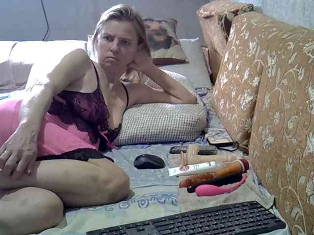 ptichka38 webcam