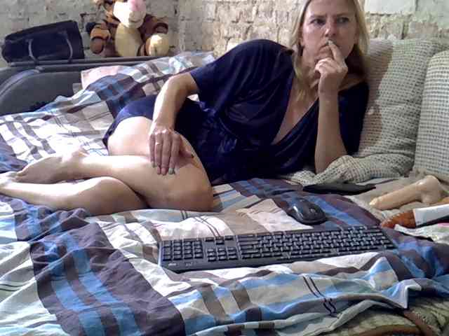 ptichka38 webcam
