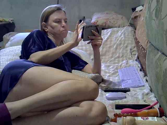 ptichka38 Live Webcam on BongaCams