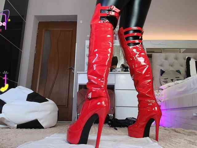 Allesya23 webcam