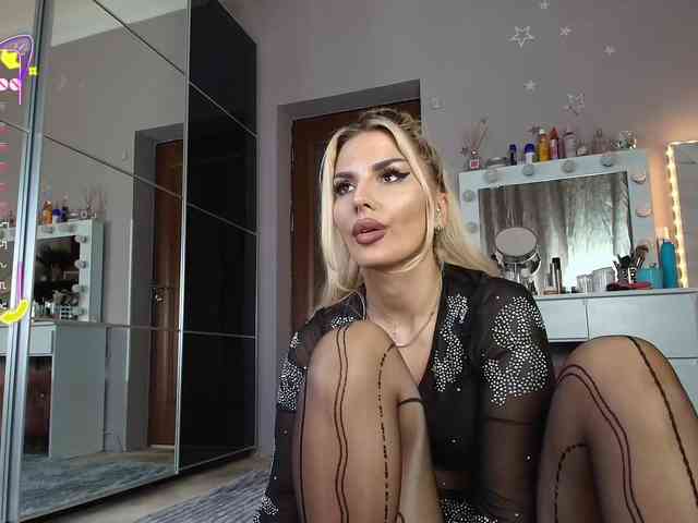 Allesya23 webcam