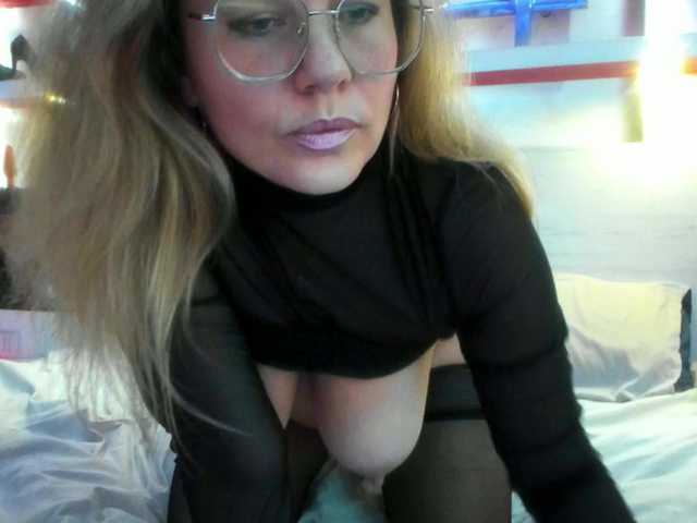 UCHILKA's BongaCams show and profile