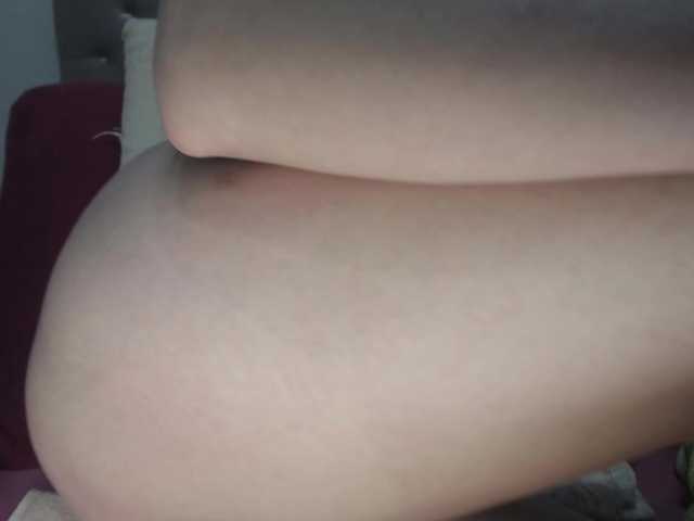 juliesquirts live sex show