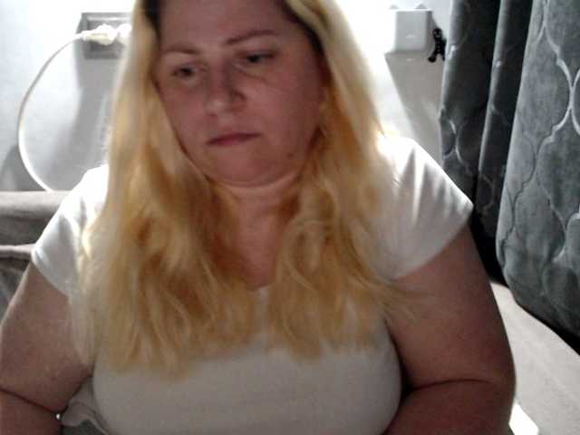 candycream74 on BongaCams 