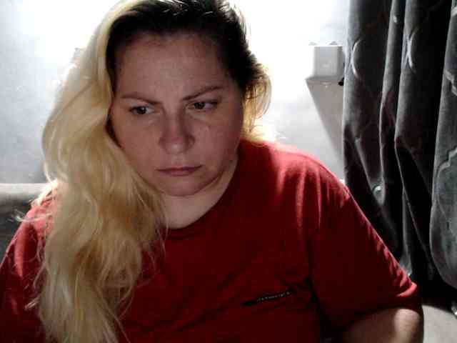 Shaved white, Shaved babes, Group chat for 40 tokens, Full privates for 30 ..., squirt white 7