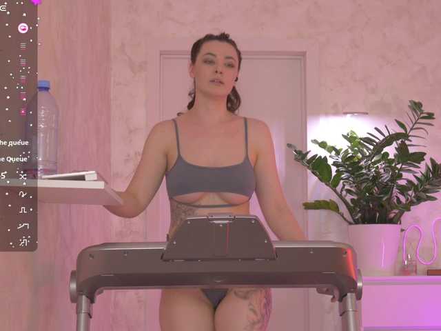 MissJuliaa's BongaCams show and profile