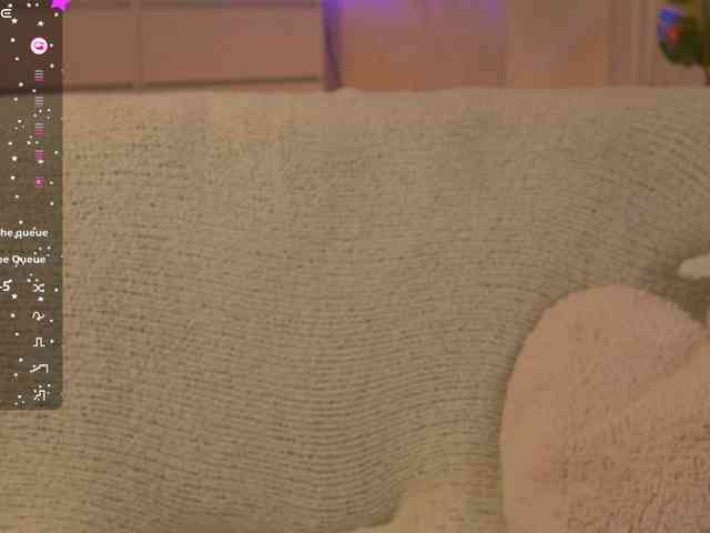 RoyalW webcam