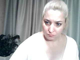 KickaIricka Porn Show