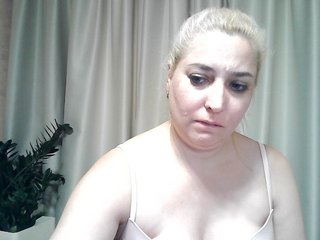 KickaIricka Porn Show