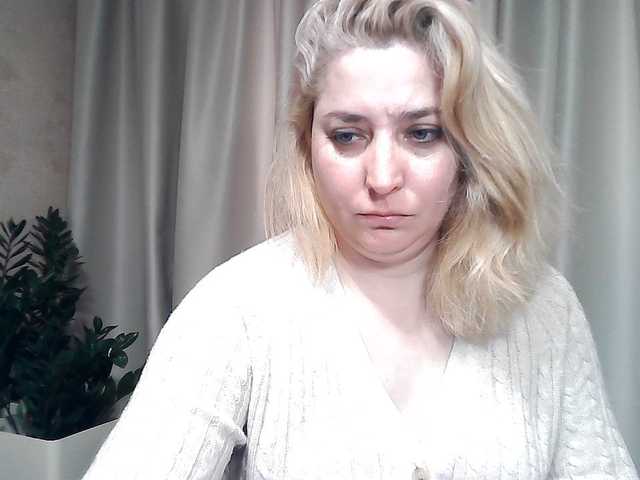 KickaIricka's BongaCams show and profile