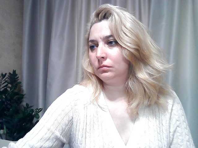 KickaIricka's BongaCams show and profile