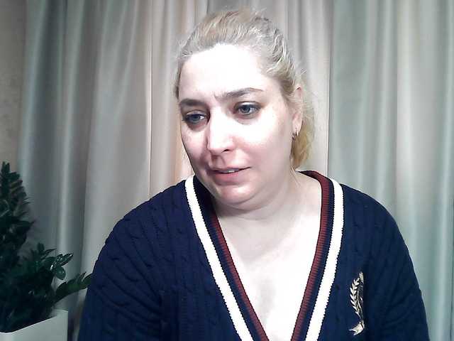 KickaIricka's BongaCams show and profile