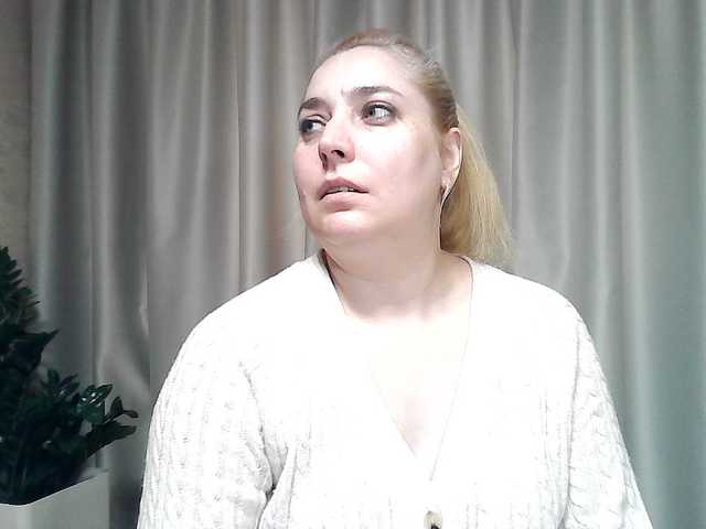 KickaIricka's BongaCams show and profile