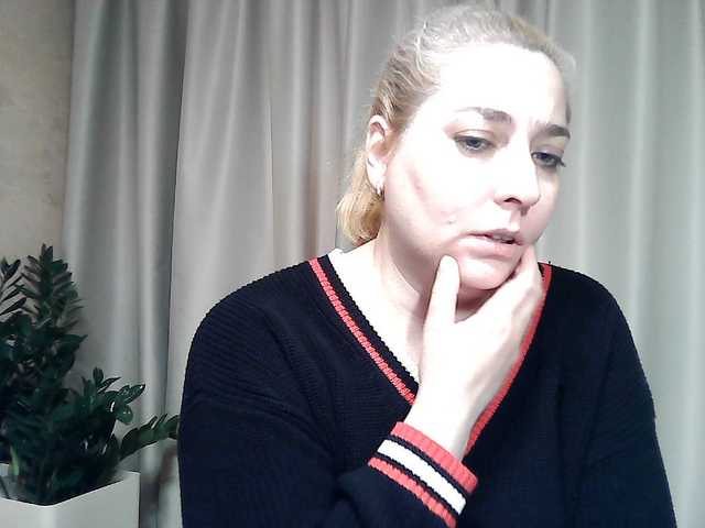 KickaIricka live cam profile