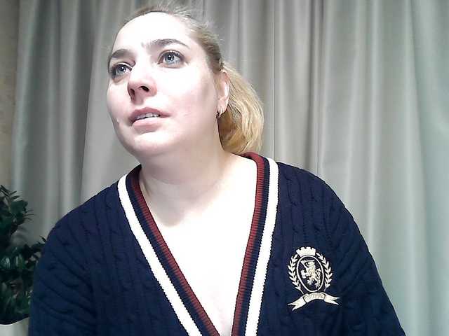 KickaIricka's BongaCams show and profile