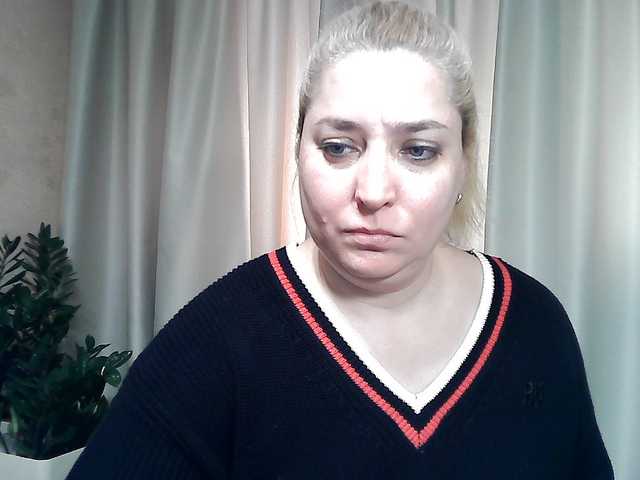 KickaIricka live cam profile