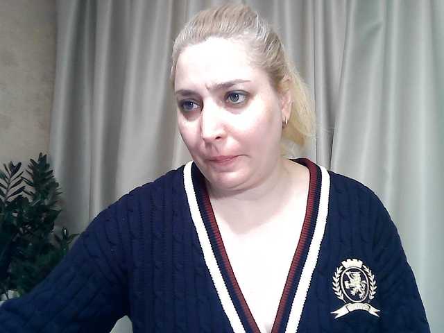 KickaIricka's BongaCams show and profile