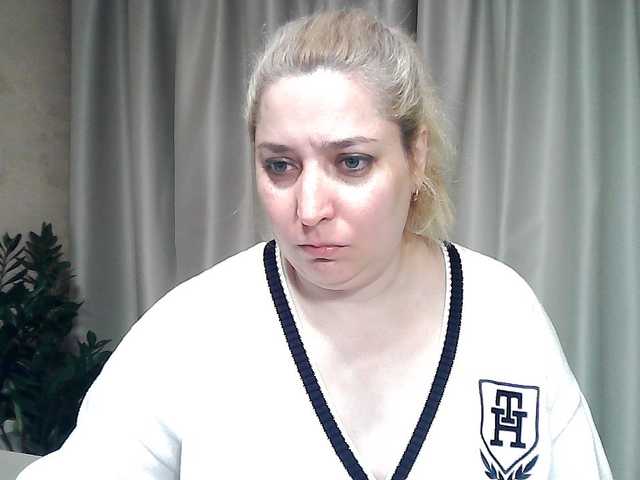 KickaIricka's BongaCams show and profile