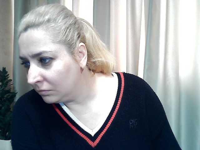 KickaIricka's BongaCams show and profile