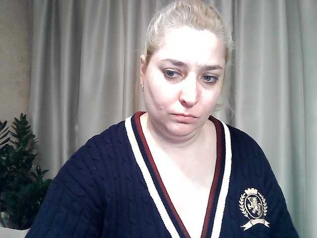 KickaIricka live cam profile