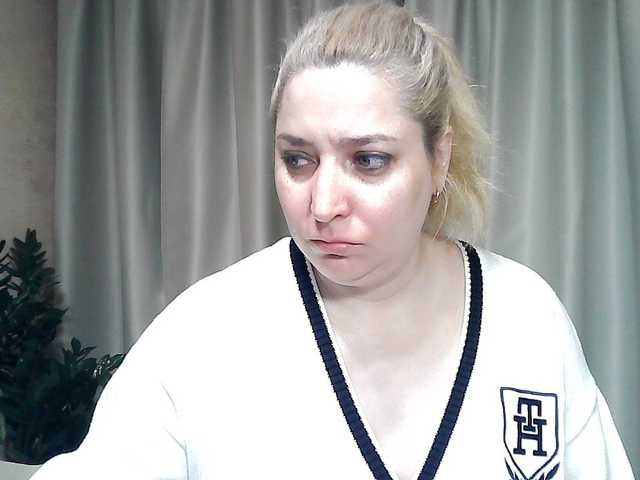 KickaIricka's BongaCams show and profile