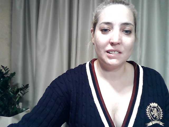 KickaIricka's BongaCams show and profile