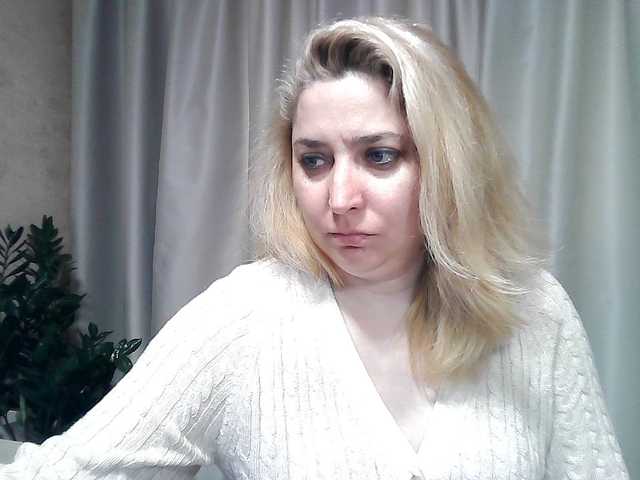 KickaIricka's BongaCams show and profile