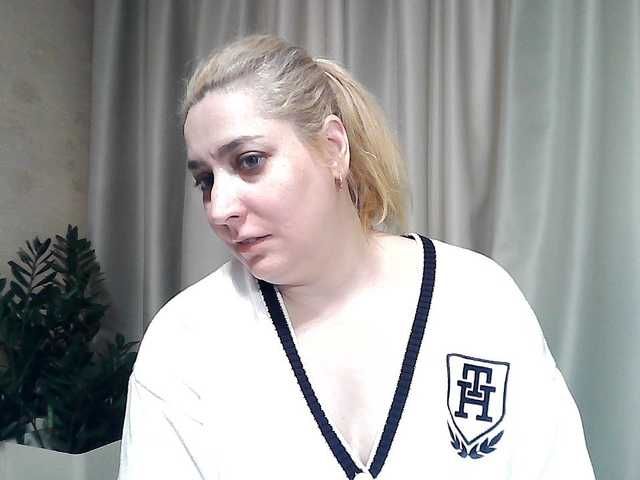 KickaIricka's BongaCams show and profile