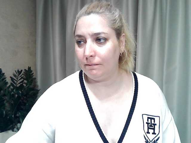 KickaIricka's BongaCams show and profile