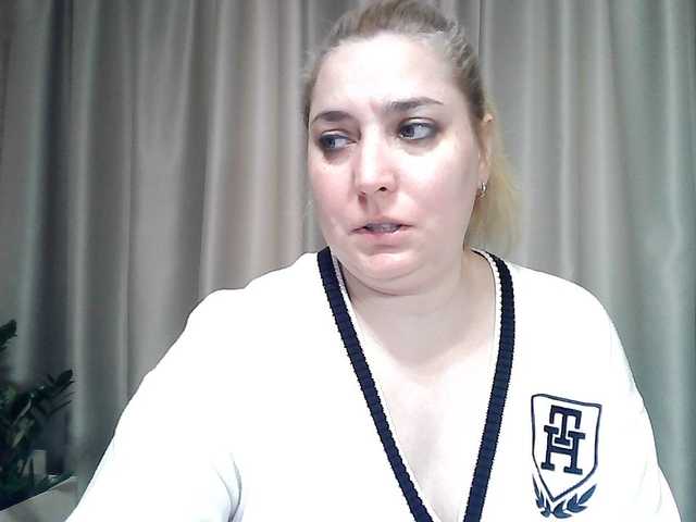 KickaIricka's BongaCams show and profile