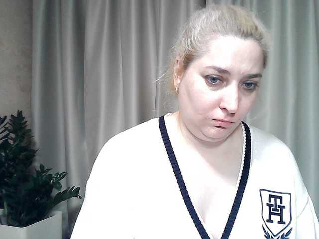 KickaIricka's BongaCams show and profile