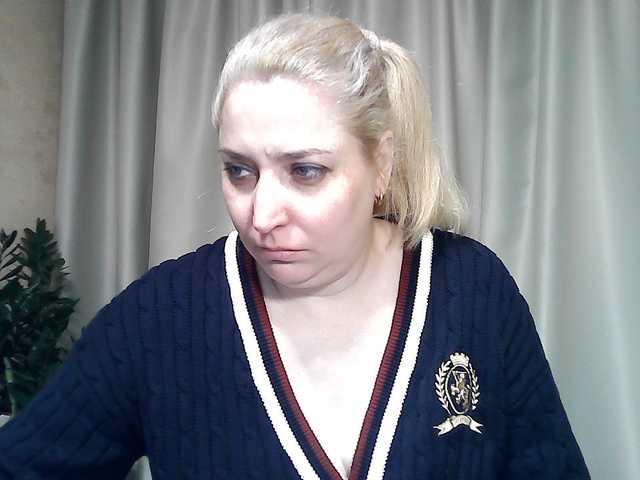 KickaIricka's BongaCams show and profile