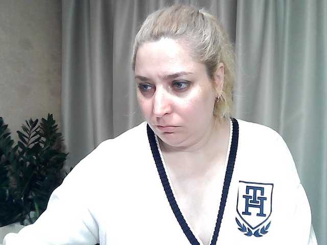 KickaIricka's BongaCams show and profile