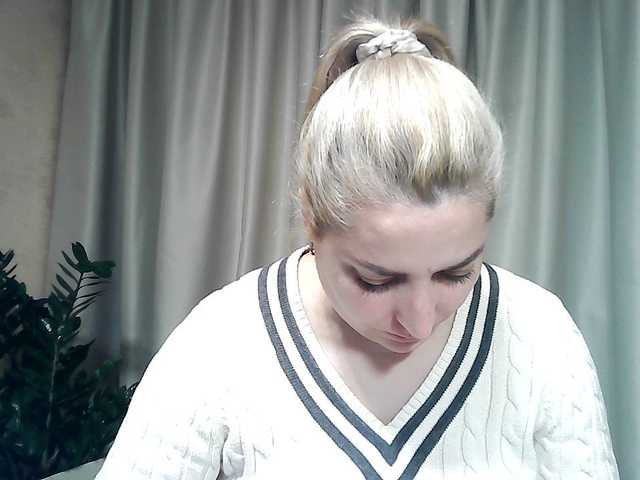 KickaIricka's BongaCams show and profile