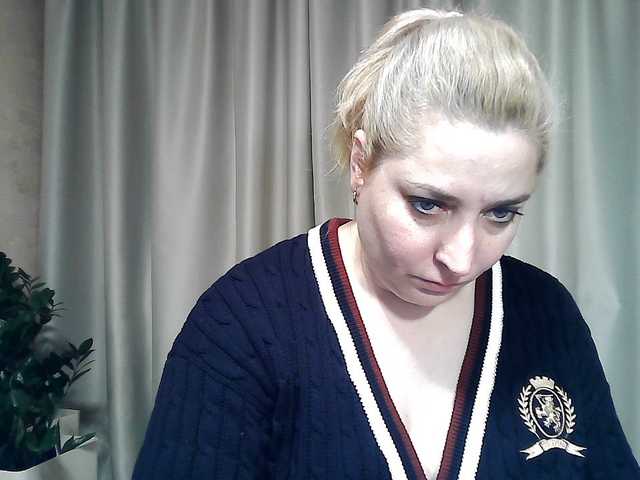 KickaIricka's BongaCams show and profile