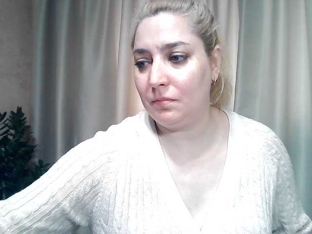 KickaIricka's BongaCams show and profile