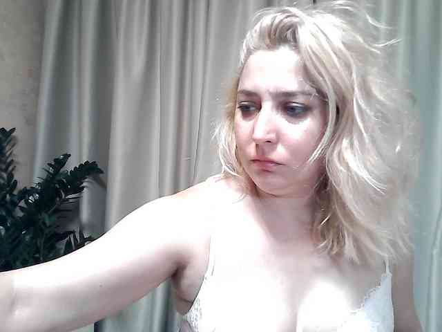 adult web chat KickaIricka