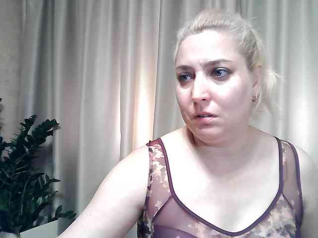 KickaIricka's webcam live show