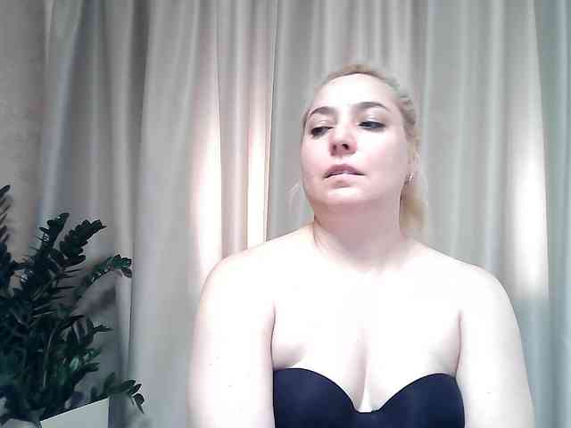 KickaIricka Live Webcam on BongaCams