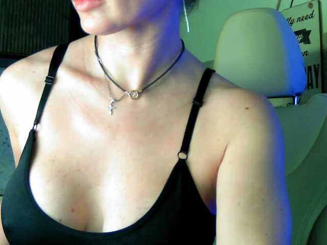 Join Mashulya29, she wants to masturbate for you Mashulya29 from BongaCams