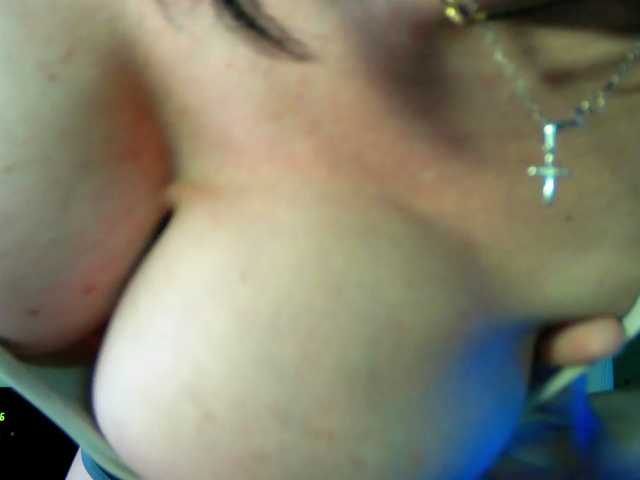 Mashulya29's BongaCams show and profile