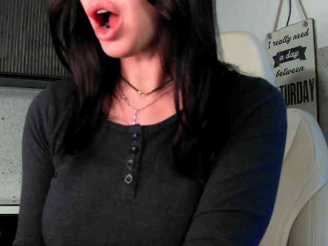 Mashulya29 Live Webcam on BongaCams